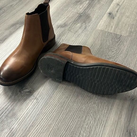 Base London Chelsea Boots - Picture 4 of 4
